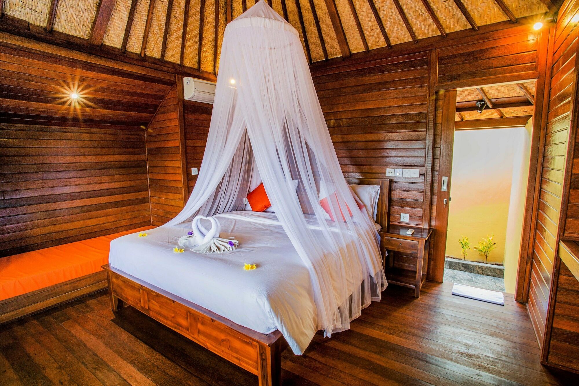 Samanta Huts Hotel Lembongan Kültér fotó